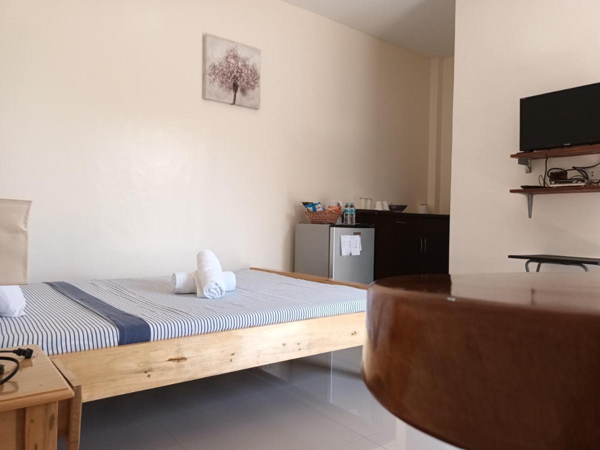 Grae'S Apartelle Моалбоал Экстерьер фото
